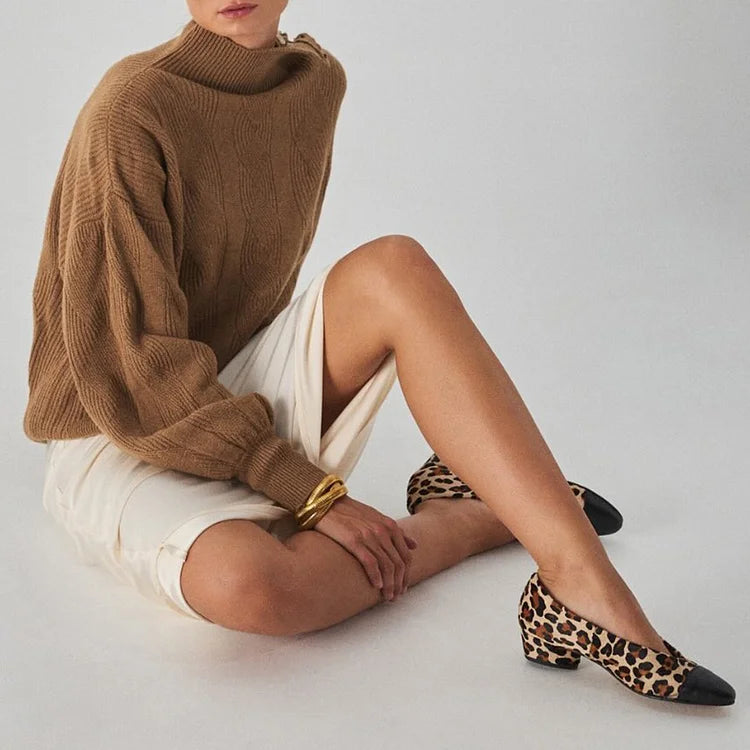 Tacchi bassi stampa leopardata patchwork Beige a punta