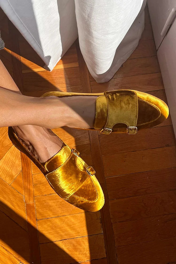 Mocassini slip-on scamosciati Giallo con cinturino e fibbie decorative