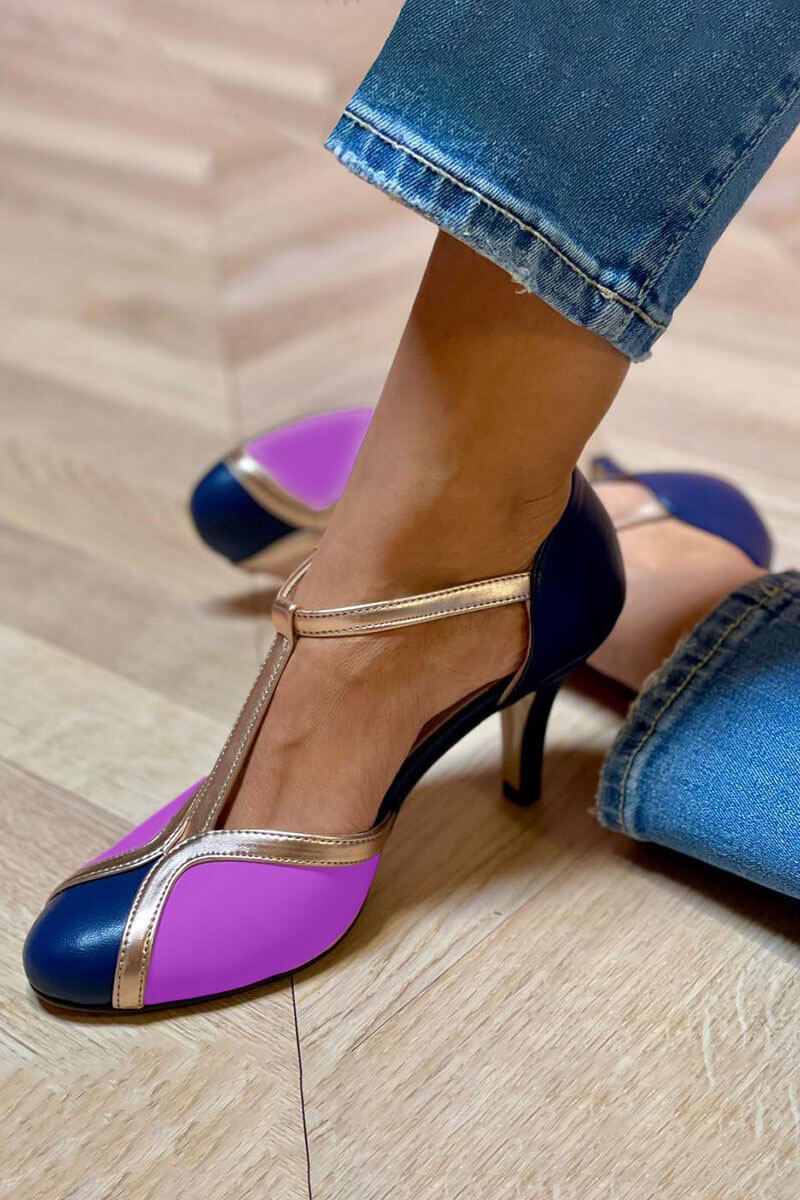 tacchi stiletto color block con cinturino a T punta rotonda chiusa.