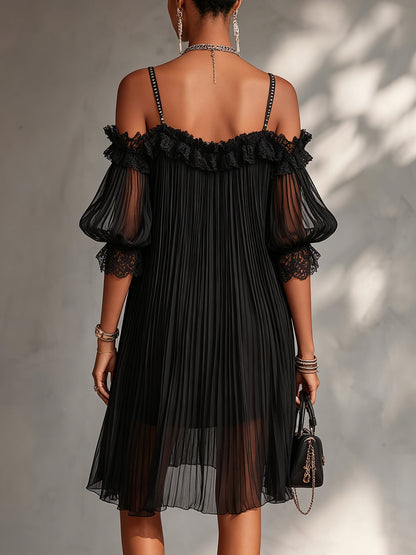 Camille | Mini Abito in Chiffon Nero a Spalle Scoperte con Bordo in Pizzo