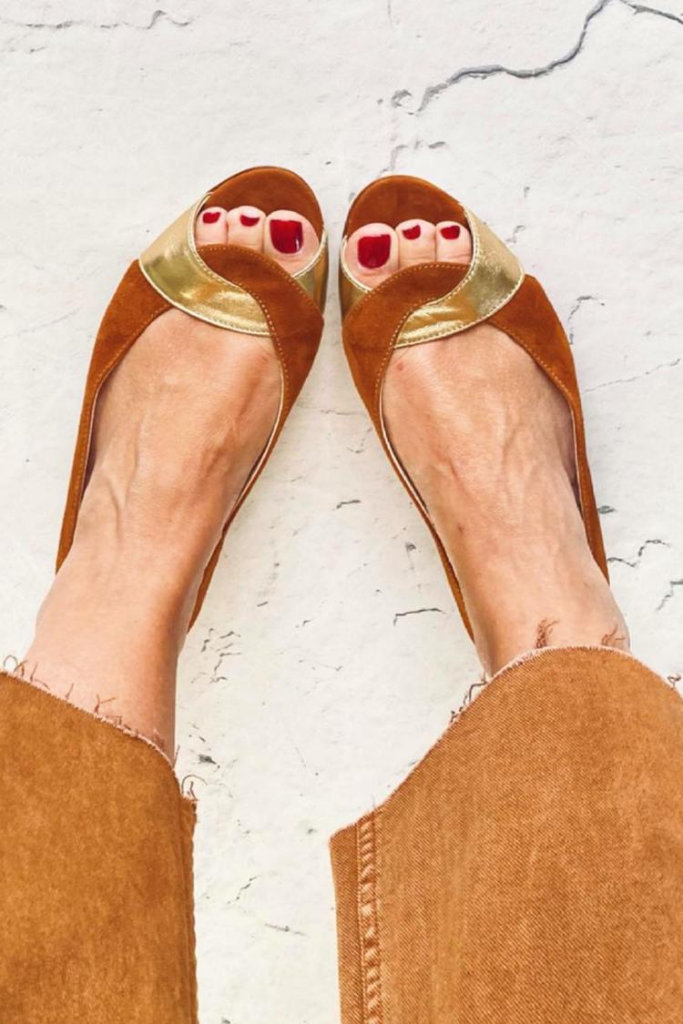 Sandali casual marroni color block