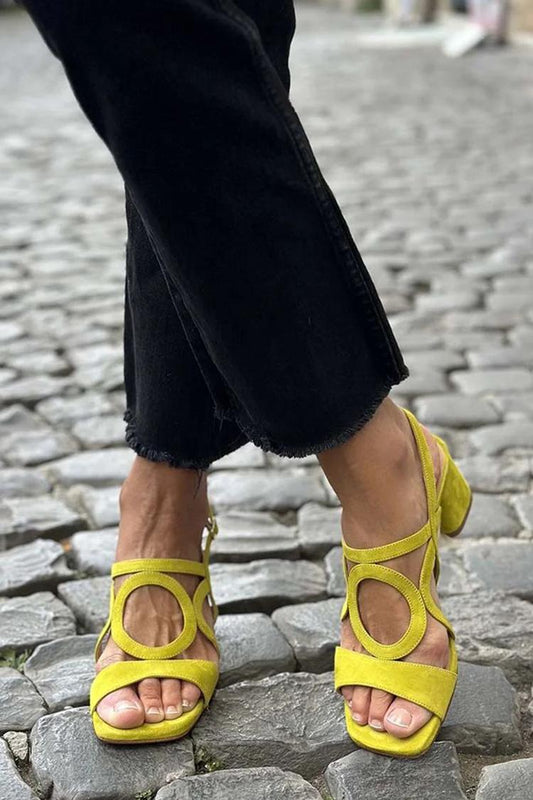 Sandali con tacco slingback cut-out Giallo a punta quadrata