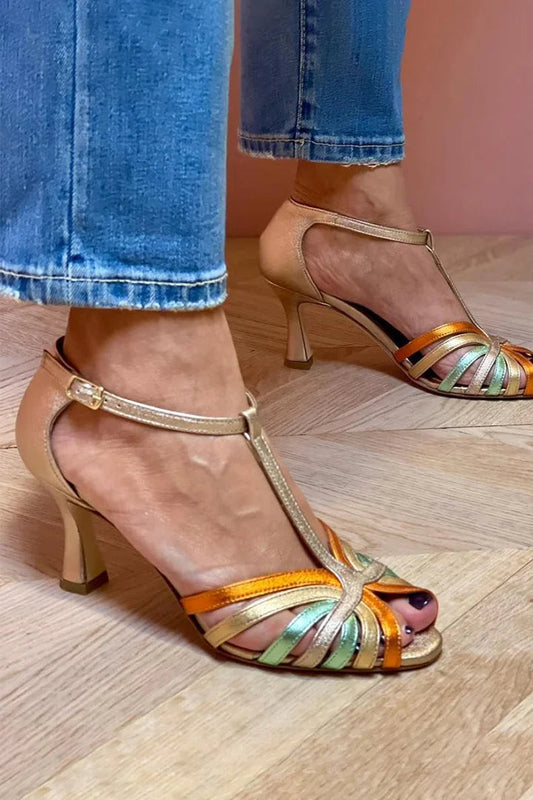 Tacchi a spillo cut-out Multicolore e Oro con fibbia e cinturino a T