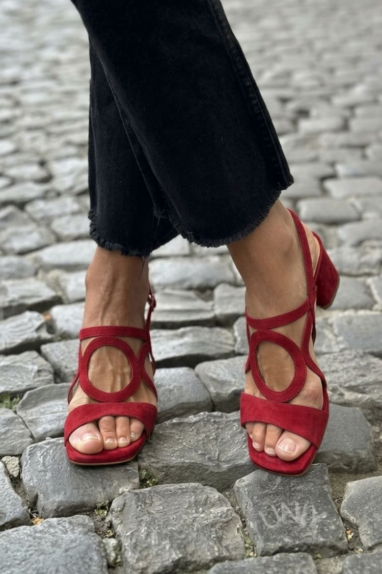 Sandali con tacco slingback cut-out Giallo a punta quadrata
