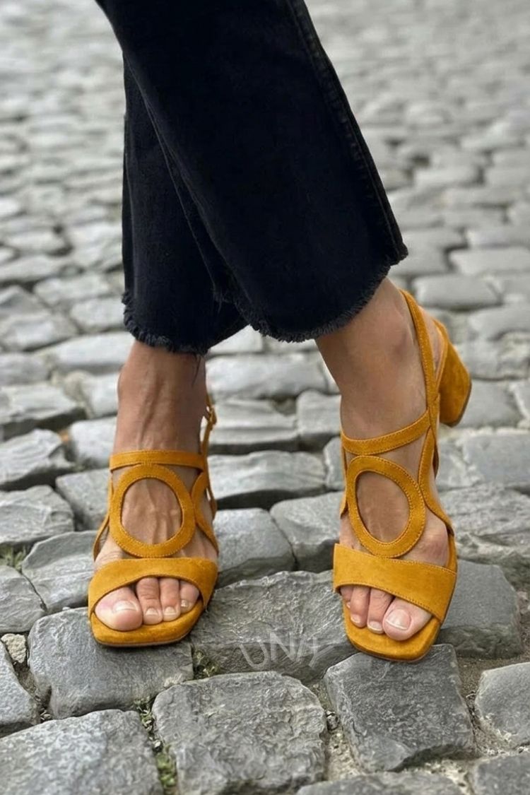Sandali con tacco slingback cut-out Giallo a punta quadrata