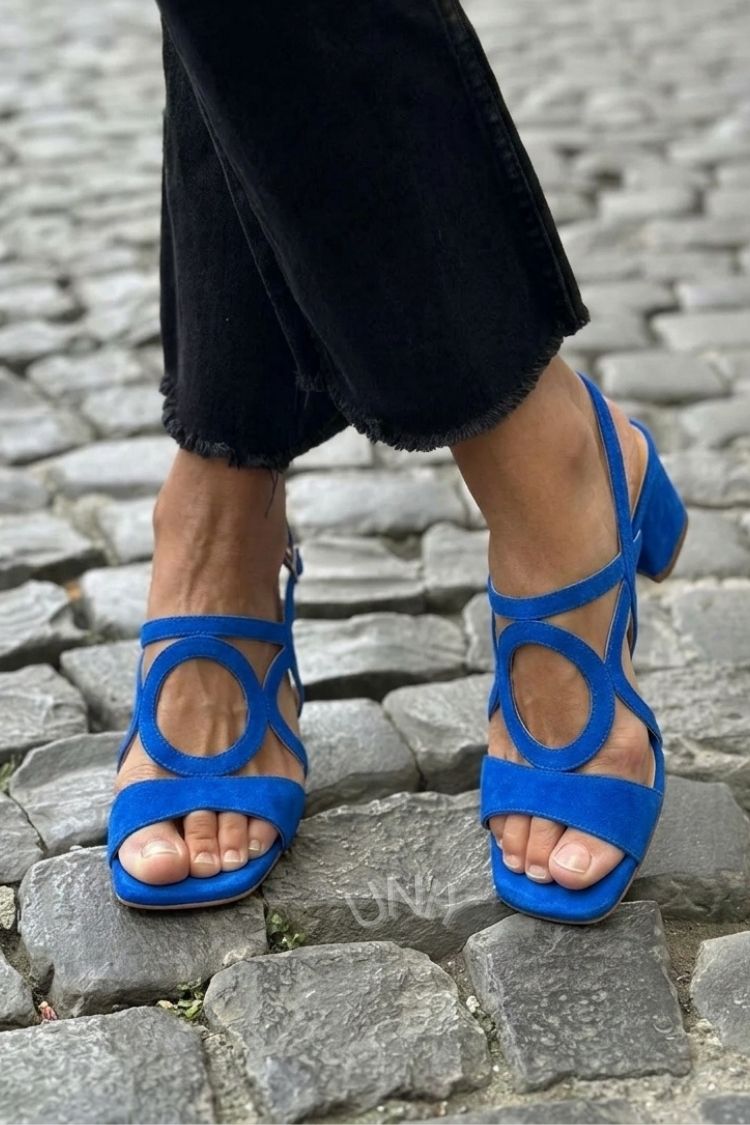 Sandali con tacco slingback cut-out Giallo a punta quadrata