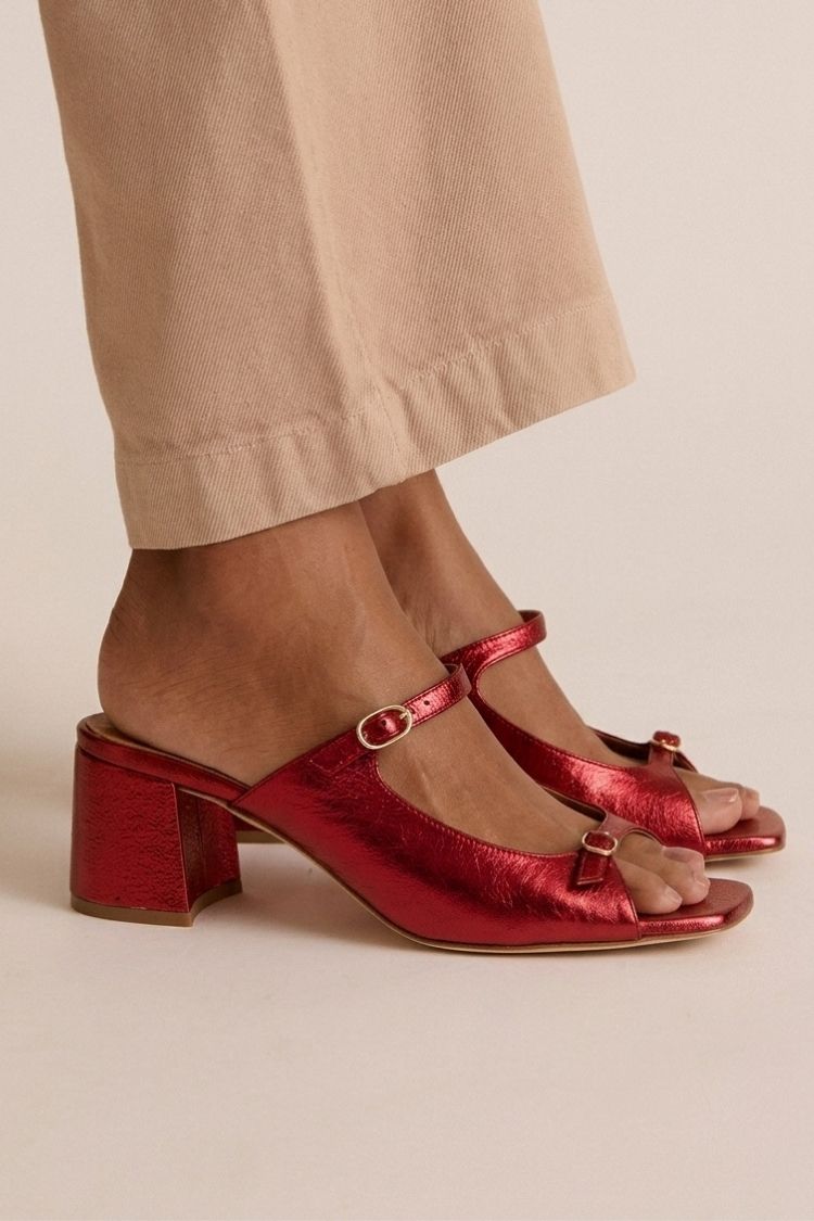 tacchi oro con slingback punta colorblock cut-out tacco largo.