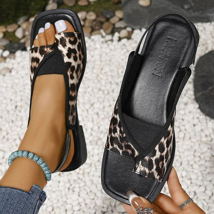 Sandali slingback stampa leopardata patchwork a punta quadrata