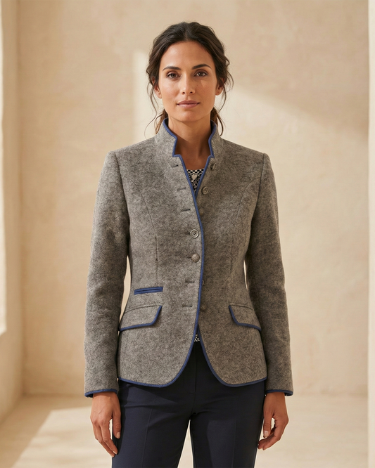 Elia | Giacca di Design con Carattere