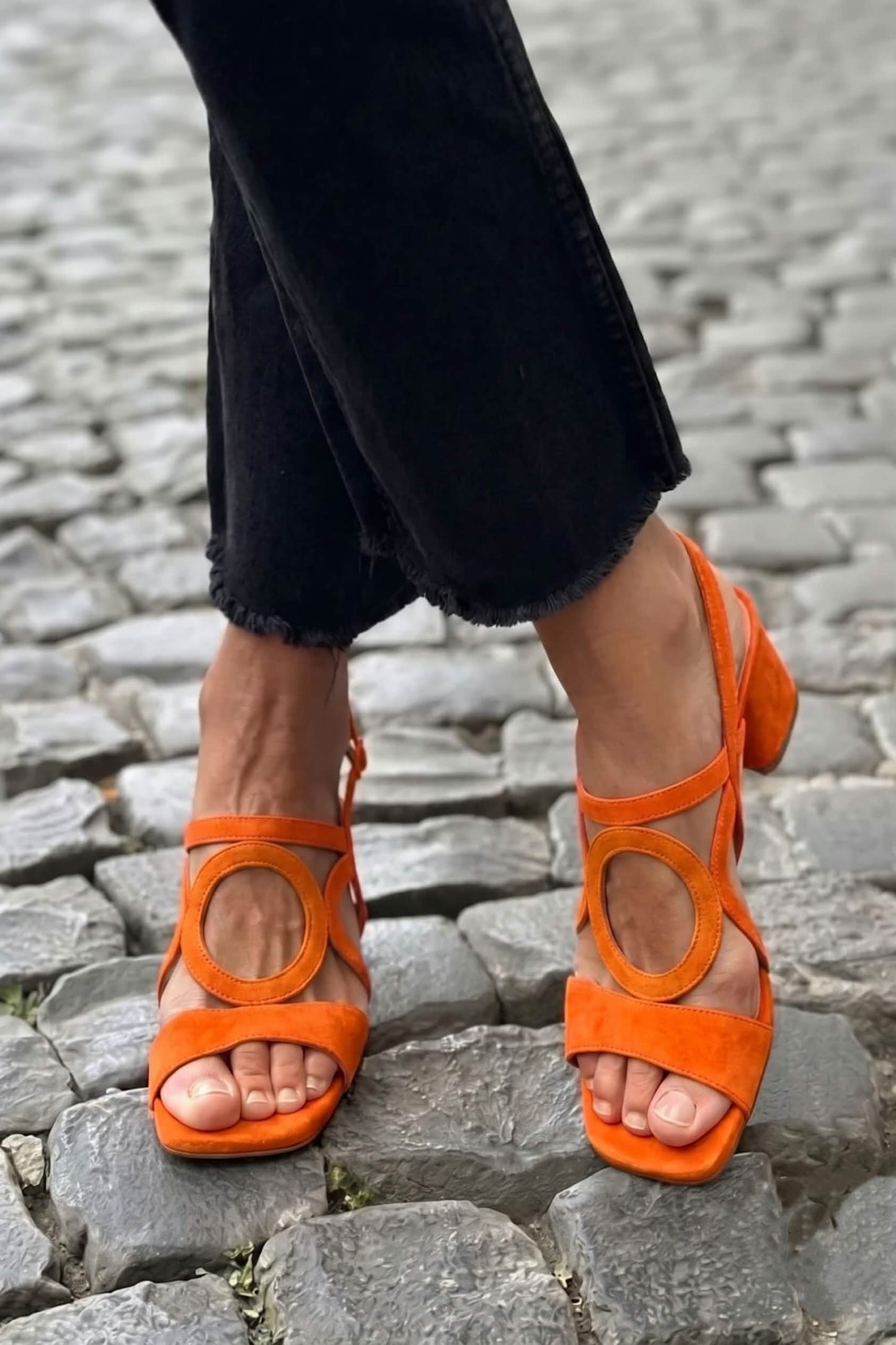 Sandali con tacco slingback cut-out Giallo a punta quadrata