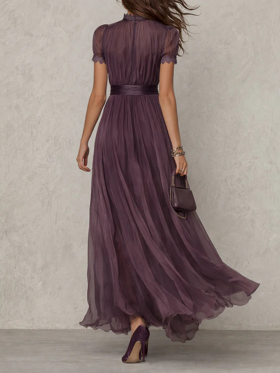 Abito Lungo Viola in Chiffon con Scollo a Goccia e Bordo in Pizzo