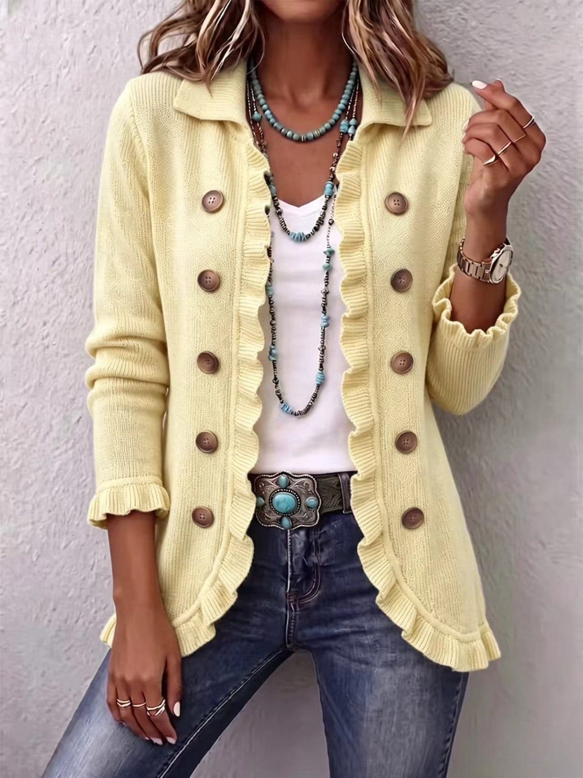 Ornella | Giacca in Maglia a Coste Color Crema con Balze